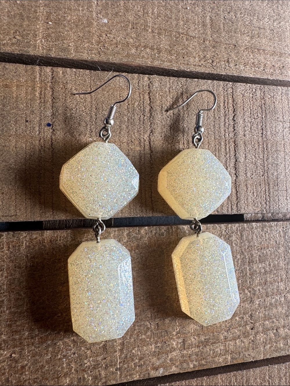 Sparkling cream Dangle Earrings